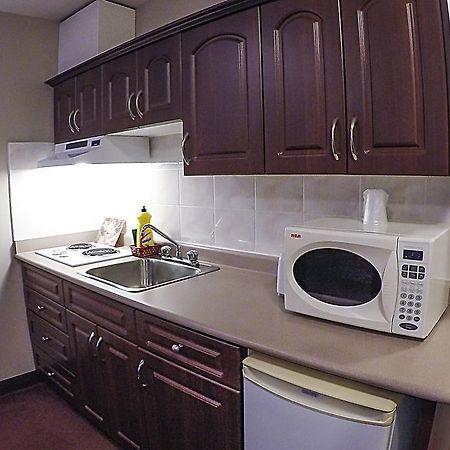 Westwood Inn Drayton Valley Dış mekan fotoğraf